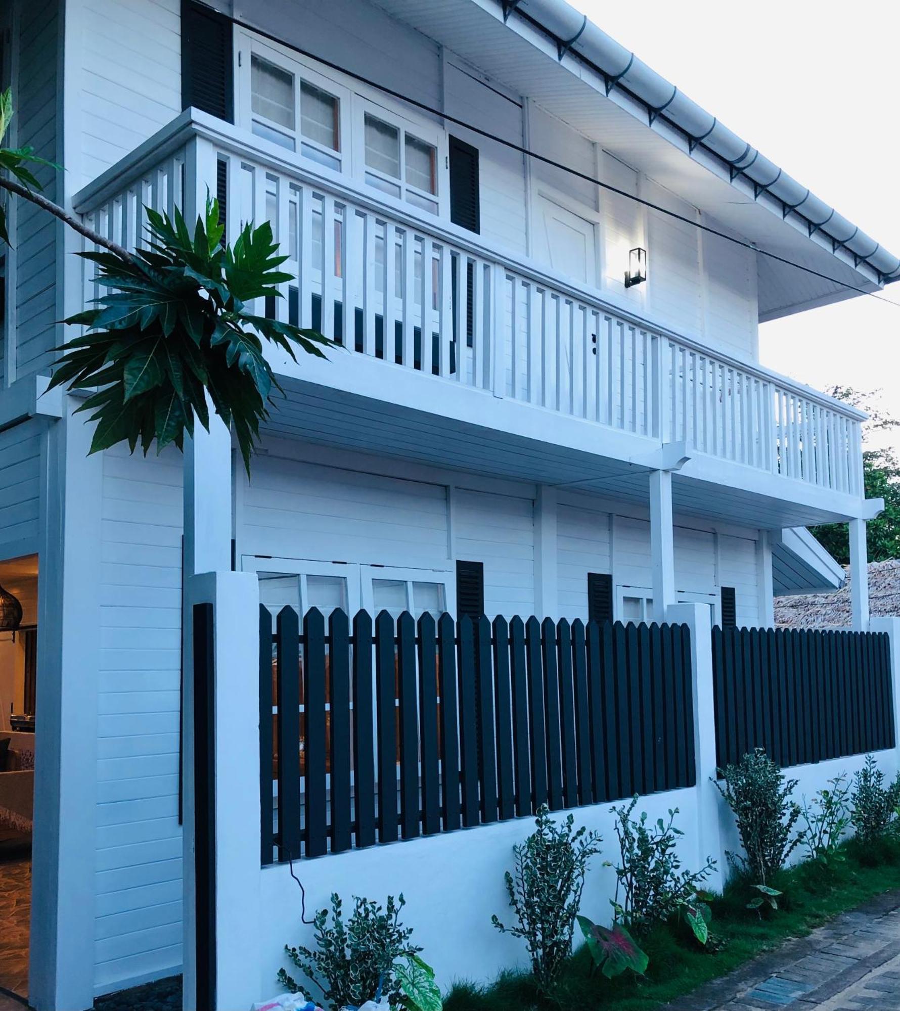 The White House On Bunaken Island Zewnętrze zdjęcie